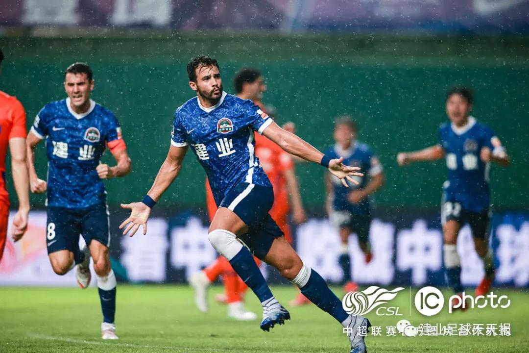 الأهلي والهلال السوداني مباشر هذا الأسبوعمواجهة نارية تتحدى التوقعات