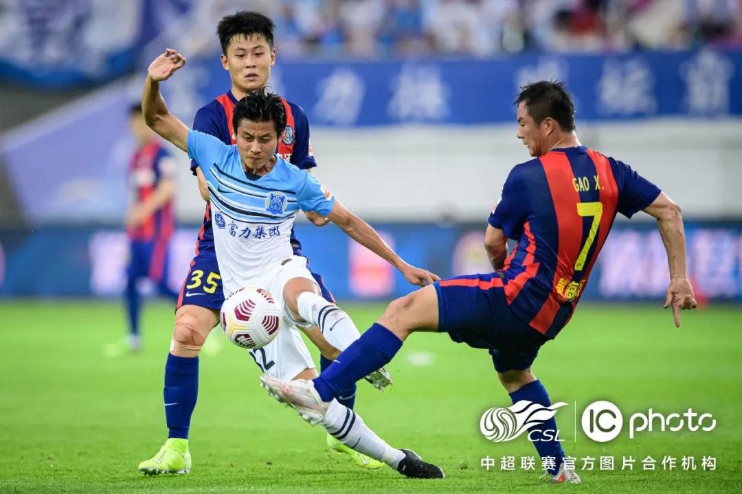 نتائج ربع نهائي دوري أبطال أوروبا 2025مفاجآت مثيرة وتأهل متوقع للكبار